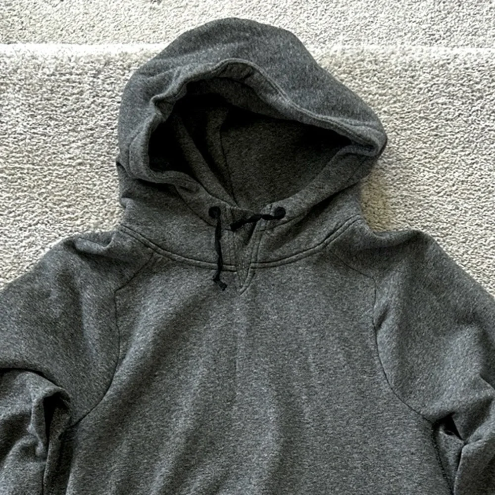 Lululemon Grey Hooded Pullover Sweatshirt - Picture 2 of 8